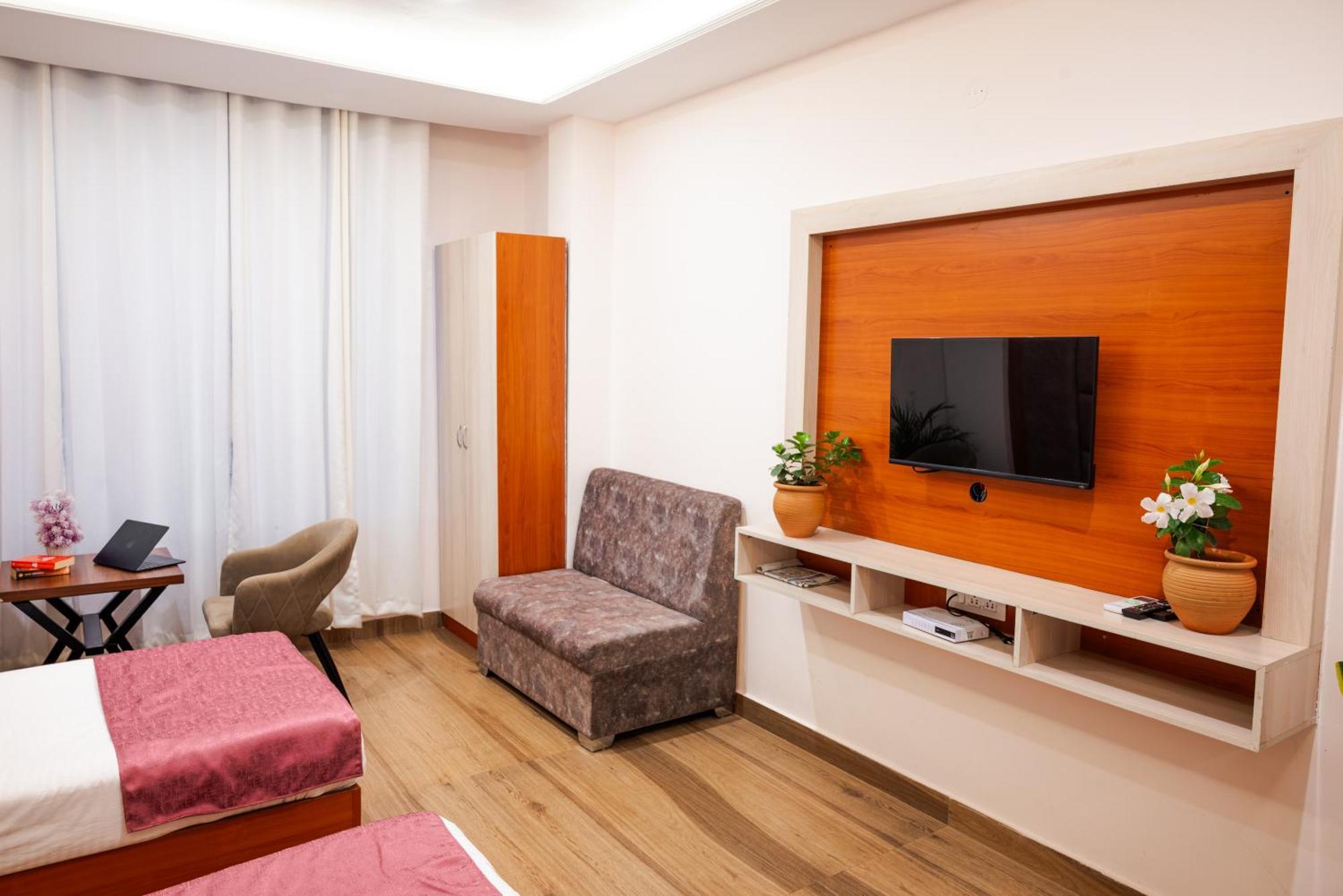 Hotel Sagar Residency - Best Mountain View Hotel In Pālampur Esterno foto